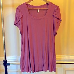 Taohuadao, women’s XL, Pink, petal sleeve, shirt.